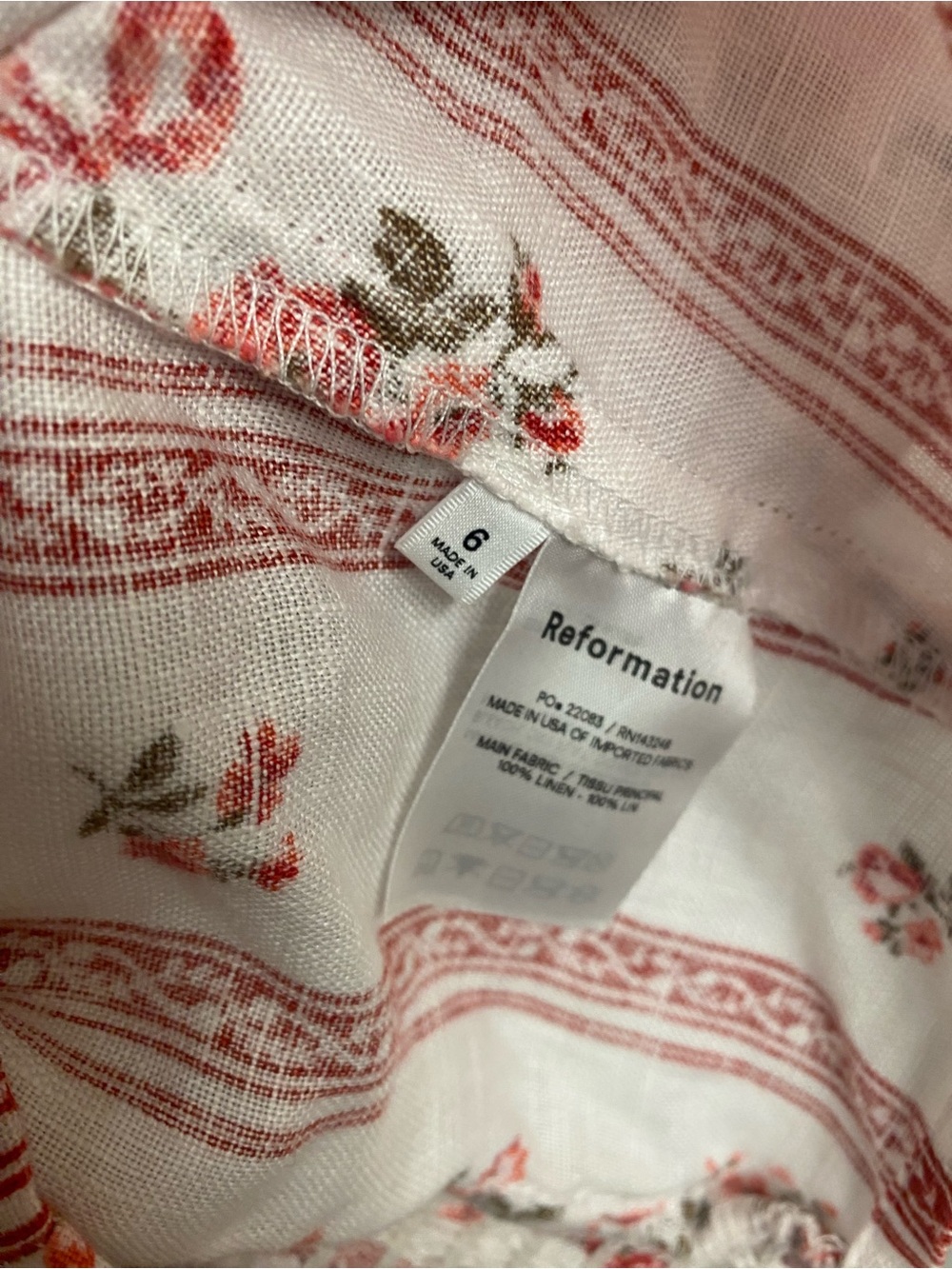 Reformation Yucca Linen Two-Piece with Red Floral Stripe- Sz 6 - Picture 5 of 6